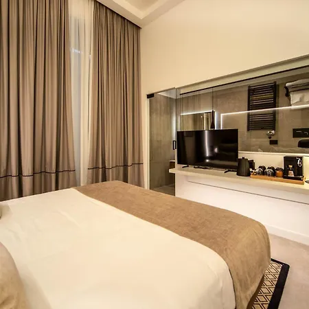 Mamalu - And Hotel 4*